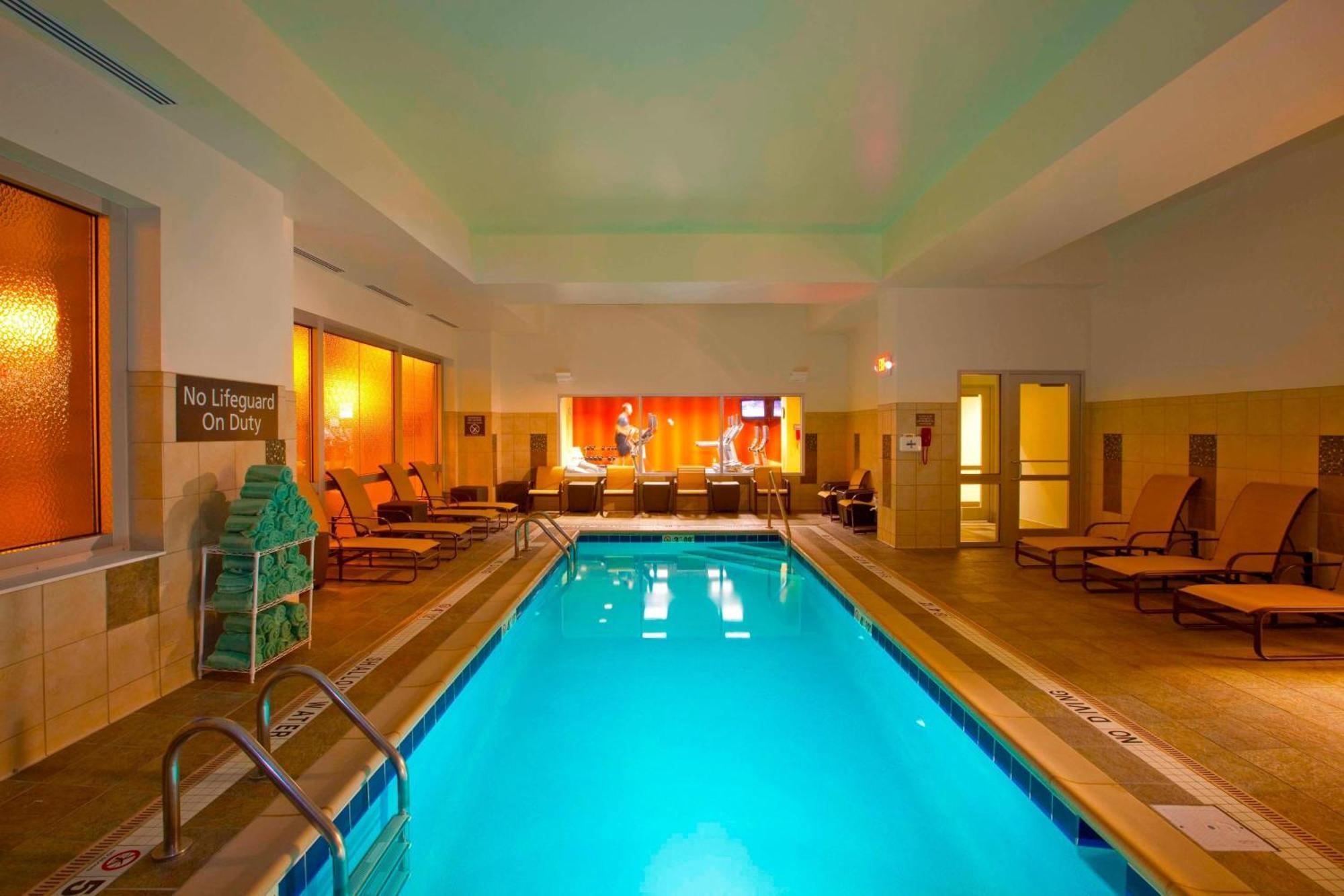 Residence Inn Pittsburgh North Shore Exterior foto